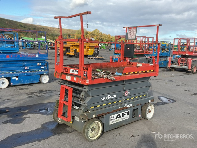 2016 Skyjack SJIII4626 Electric (Inoperable) Scissor Lift - Scissor lift: picture 3 2016 Skyjack SJIII4626 Electric (Inoperable) Scissor Lift - Scissor lift: picture 3