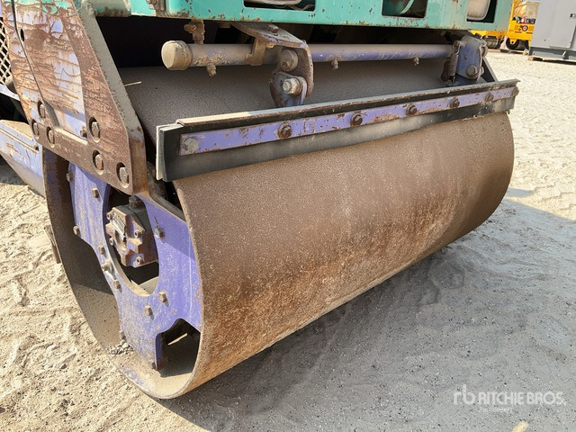 1992 Komatsu JV25CW Combination Roller - Combination roller: picture 4 1992 Komatsu JV25CW Combination Roller - Combination roller: picture 4