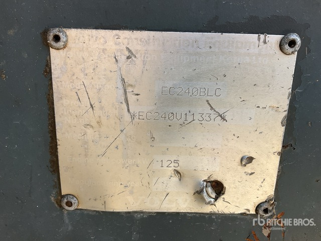 2004 Volvo EC240B LC - Crawler excavator: picture 1 2004 Volvo EC240B LC - Crawler excavator: picture 1