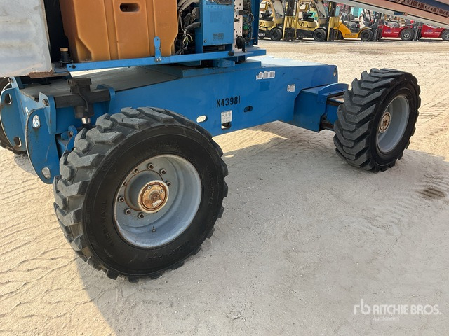 2006 Genie S85 4WD Diesel Telescopic Boom Lift - Telescopic boom: picture 5 2006 Genie S85 4WD Diesel Telescopic Boom Lift - Telescopic boom: picture 5
