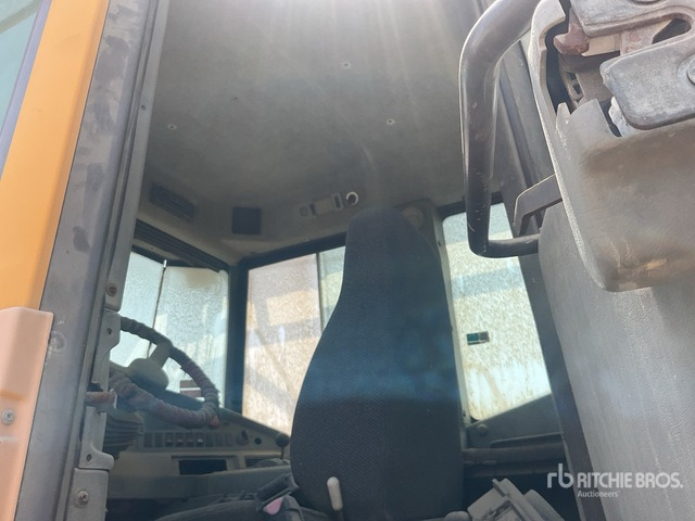 2006 Volvo A40D (Inoperable) Articulated Dump Truck - Articulated dump truck: picture 5 2006 Volvo A40D (Inoperable) Articulated Dump Truck - Articulated dump truck: picture 5