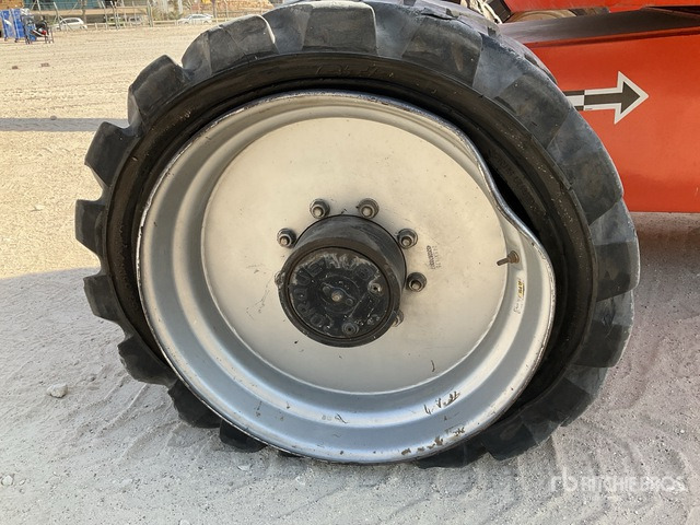 2007 JLG 600AJ 4WD Gasoline Articulating Boom Lift - Articulated boom lift: picture 4 2007 JLG 600AJ 4WD Gasoline Articulating Boom Lift - Articulated boom lift: picture 4