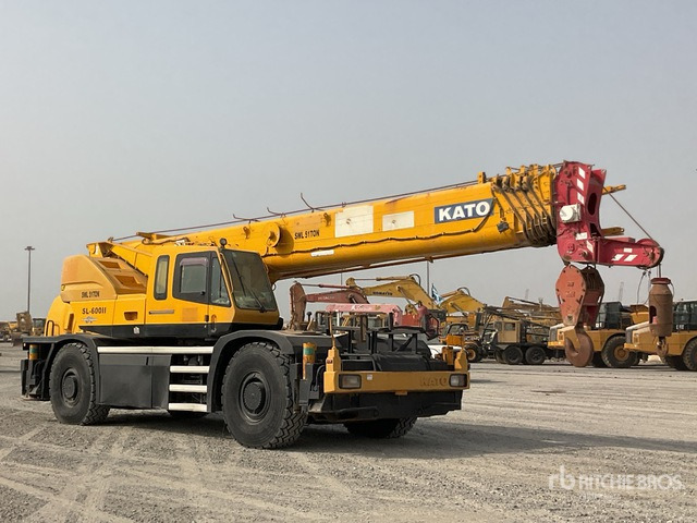 2007 Kato SL600II 51 ton 4x4x4 Rough Terrain Crane - Rough terrain crane: picture 2 2007 Kato SL600II 51 ton 4x4x4 Rough Terrain Crane - Rough terrain crane: picture 2