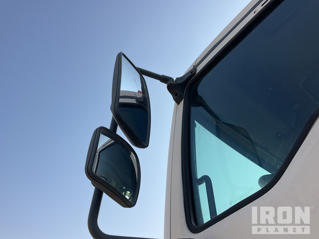 2008 MAN TGA33.360 6x4 Rear Loader Waste Collection Truck - Refuse truck: picture 4 2008 MAN TGA33.360 6x4 Rear Loader Waste Collection Truck - Refuse truck: picture 4