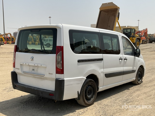 2010 Peugeot Expert Tepee - People carrier: picture 3 2010 Peugeot Expert Tepee - People carrier: picture 3