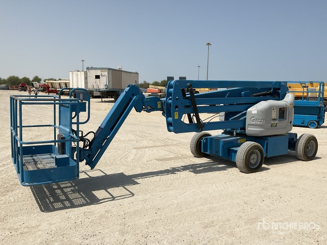 2012 Genie Z-45/25J 2WD Diesel Articulating Boom Lift - Articulated boom lift: picture 1 2012 Genie Z-45/25J 2WD Diesel Articulating Boom Lift - Articulated boom lift: picture 1