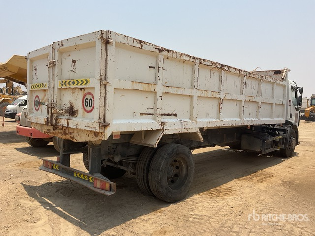 2016 Renault D18 4x2 (Inoperable) S/A Dump Truck - Tipper: picture 3 2016 Renault D18 4x2 (Inoperable) S/A Dump Truck - Tipper: picture 3