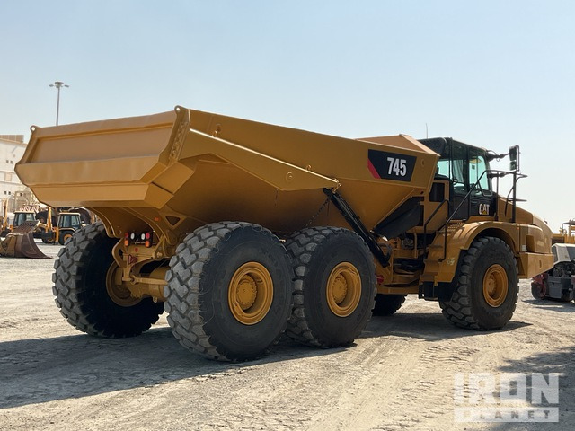 2018 Cat 745 - Articulated dump truck: picture 3 2018 Cat 745 - Articulated dump truck: picture 3