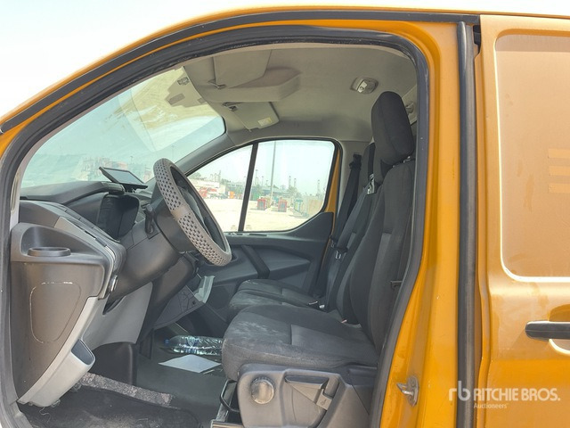 2018 Ford Transit (Inoperable) Cargo Van - Panel van: picture 5 2018 Ford Transit (Inoperable) Cargo Van - Panel van: picture 5
