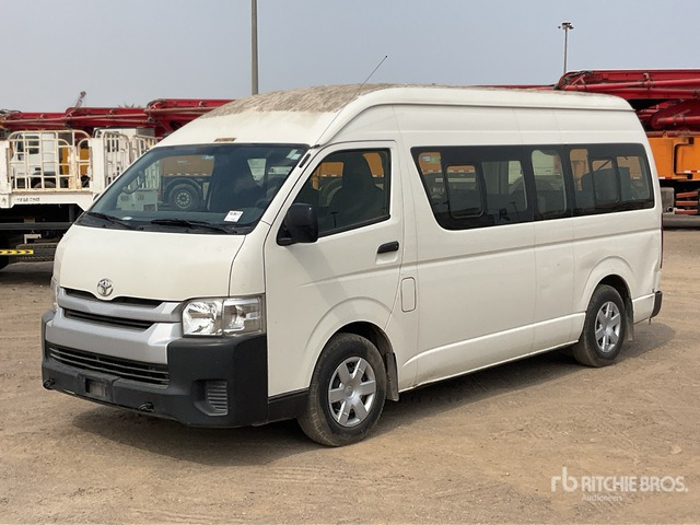2018 Toyota Hiace 4x2 15-Seat Mini Bus - Minibus, People carrier: picture 2 2018 Toyota Hiace 4x2 15-Seat Mini Bus - Minibus, People carrier: picture 2