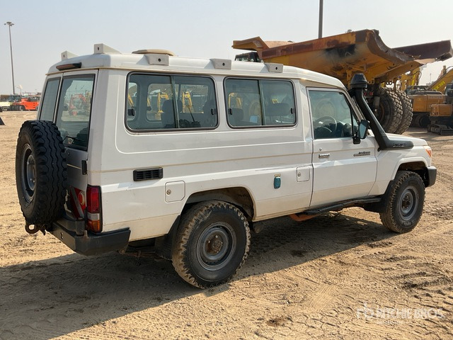 2018 Toyota Land Cruiser 78R 4x4 SUV - SUV: picture 2 2018 Toyota Land Cruiser 78R 4x4 SUV - SUV: picture 2