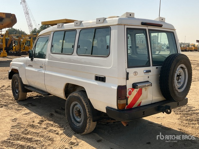 2018 Toyota Land Cruiser 78R 4x4 SUV - SUV: picture 3 2018 Toyota Land Cruiser 78R 4x4 SUV - SUV: picture 3