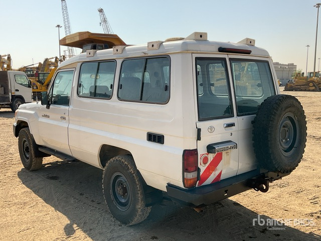 2018 Toyota Land Cruiser 78R 4x4 SUV - SUV: picture 3 2018 Toyota Land Cruiser 78R 4x4 SUV - SUV: picture 3