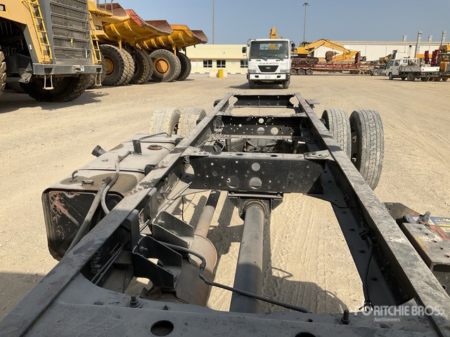 2019 Isuzu NPR 4x2 Cab and Chassis - Cab chassis truck: picture 5 2019 Isuzu NPR 4x2 Cab and Chassis - Cab chassis truck: picture 5