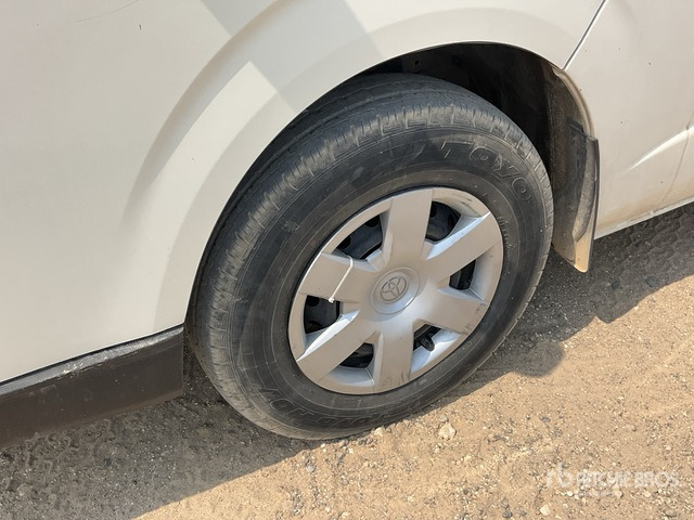 2019 Toyota Hiace 4x2 14-Seat Mini Bus - Minibus, People carrier: picture 5 2019 Toyota Hiace 4x2 14-Seat Mini Bus - Minibus, People carrier: picture 5