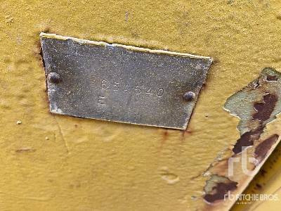 CAT 572E - Pipe layer: picture 5 CAT 572E - Pipe layer: picture 5