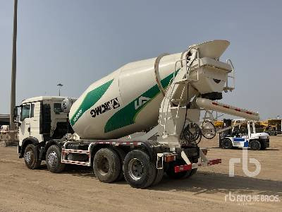 CNHTC HOWO TX340 8x4 Twin-Steer - Concrete mixer truck: picture 2 CNHTC HOWO TX340 8x4 Twin-Steer - Concrete mixer truck: picture 2