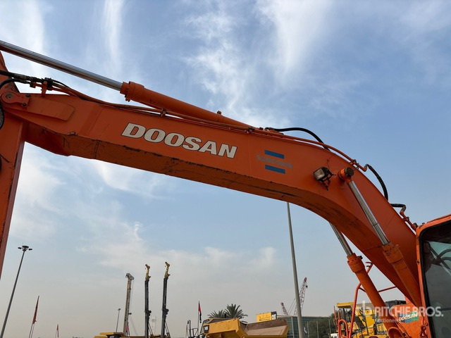 Doosan Solar 210W Wheel Excavator - Wheel excavator: picture 4 Doosan Solar 210W Wheel Excavator - Wheel excavator: picture 4