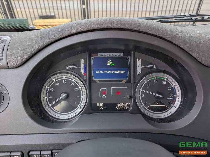 Refrigerated truck DAF CF 250 FA 4x2 DayCab Euro6 - Koel-VriesBak 7.5m + Carrier Supra 850MT + Laadklep 2000kg: picture 16