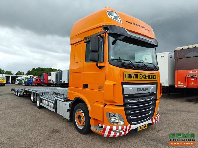 DAF XF 440 FAS 6x2 SuperSpaceCab Euro6C - Retarder + Recker 3-Assige Aanhanger - Wielkuipen - Hydraulische knik en uitschuifbaar - 02/2026 APK - Car transporter truck: picture 4 DAF XF 440 FAS 6x2 SuperSpaceCab Euro6C - Retarder + Recker 3-Assige Aanhanger - Wielkuipen - Hydraulische knik en uitschuifbaar - 02/2026 APK - Car transporter truck: picture 4