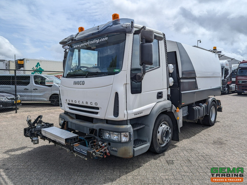 Iveco 140E21 4x2 Dagcab Euro3 - Schmidt SK500R - Hydrostaat - Road sweeper: picture 1 Iveco 140E21 4x2 Dagcab Euro3 - Schmidt SK500R - Hydrostaat - Road sweeper: picture 1