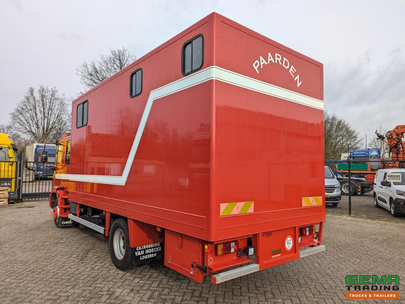 Iveco Tector ML120E24D 4x2 Euro3 DubbelCabine - Paardenwagen 3-Paards - Kleedruimte - Hydraulische klep- TOP! - Horse truck: picture 4 Iveco Tector ML120E24D 4x2 Euro3 DubbelCabine - Paardenwagen 3-Paards - Kleedruimte - Hydraulische klep- TOP! - Horse truck: picture 4
