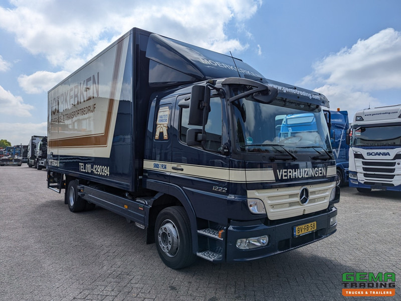 Mercedes-Benz ATEGO 1222 L 4x2 Slaapcab Euro5 - Standkachel - Schuifzeilen/Gesloten Bak 6.5m + laadklep 1500kg - Curtain side truck: picture 5 Mercedes-Benz ATEGO 1222 L 4x2 Slaapcab Euro5 - Standkachel - Schuifzeilen/Gesloten Bak 6.5m + laadklep 1500kg - Curtain side truck: picture 5