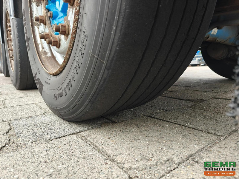 Refrigerated semi-trailer Renders ROC 12.27 3 Assen MB - LiftAs - Koel-VriesTransport - Carrier Vector 1800 Mt - Dubbele Verdampers - KoelMotor 100%: picture 20 Refrigerated semi-trailer Renders ROC 12.27 3 Assen MB - LiftAs - Koel-VriesTransport - Carrier Vector 1800 Mt - Dubbele Verdampers - KoelMotor 100%: picture 20