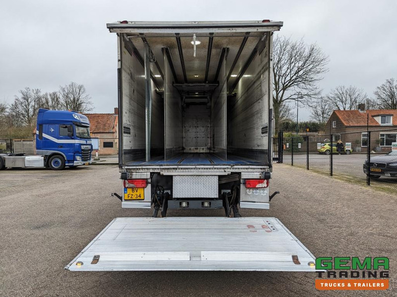 Scania P230 4x2 Daycab Euro4 KoelVriesBak 8.2m - Carrier Supra 950Mt + Laadklep 2000kg - Refrigerated truck: picture 5 Scania P230 4x2 Daycab Euro4 KoelVriesBak 8.2m - Carrier Supra 950Mt + Laadklep 2000kg - Refrigerated truck: picture 5