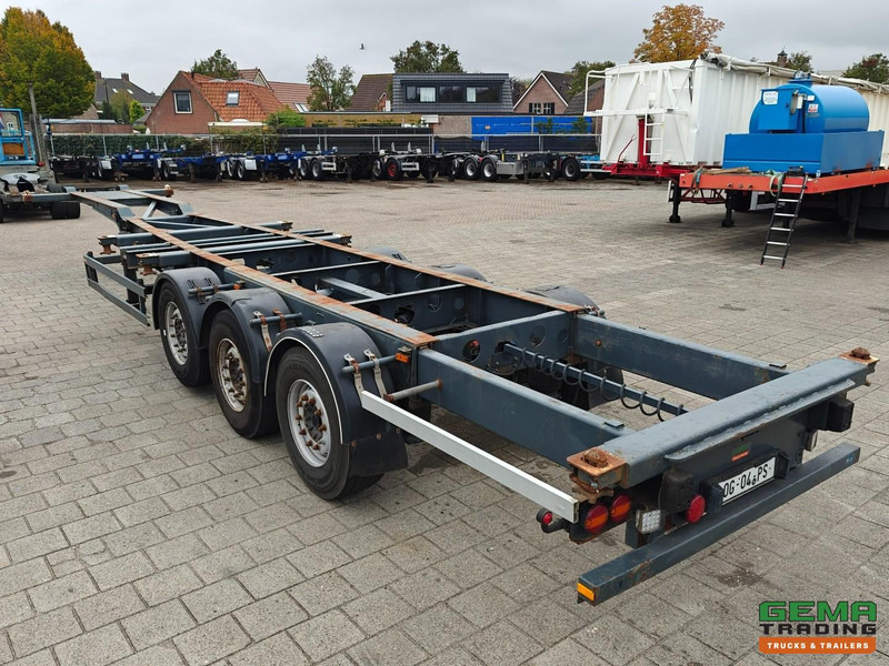 Schmitz Cargobull SCF 24 G 3-Assen MB - LiftAs - Schijfremmen - Vast Chassis - 2x20FT 1x30FT 40FT aansluiting - Container transporter/ Swap body semi-trailer: picture 3 Schmitz Cargobull SCF 24 G 3-Assen MB - LiftAs - Schijfremmen - Vast Chassis - 2x20FT 1x30FT 40FT aansluiting - Container transporter/ Swap body semi-trailer: picture 3