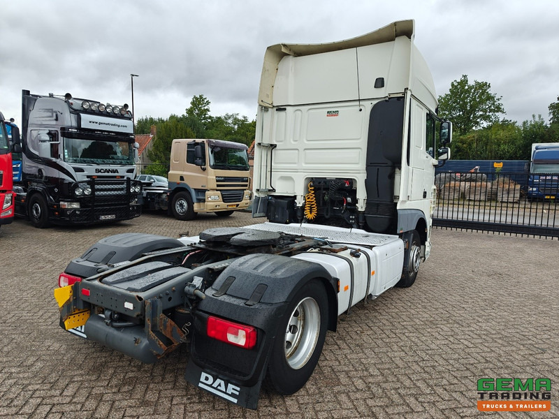DAF FT XF460 4x2 SuperSpaceCab Euro6 - Handgeschakeld - Dubbele Tanks - 800.000km - Tractor unit: picture 3 DAF FT XF460 4x2 SuperSpaceCab Euro6 - Handgeschakeld - Dubbele Tanks - 800.000km - Tractor unit: picture 3