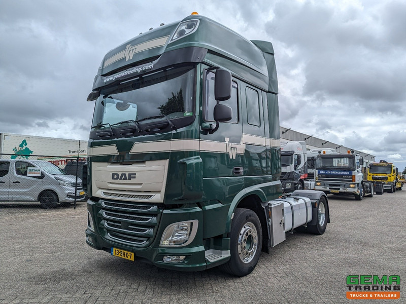DAF XF 440 FT 4x2 Superspacecab Euro6C - ADR - Dubbele tanks - Standairco - SMARTtachoV2 - 01/2026 APK - Tractor unit: picture 1 DAF XF 440 FT 4x2 Superspacecab Euro6C - ADR - Dubbele tanks - Standairco - SMARTtachoV2 - 01/2026 APK - Tractor unit: picture 1
