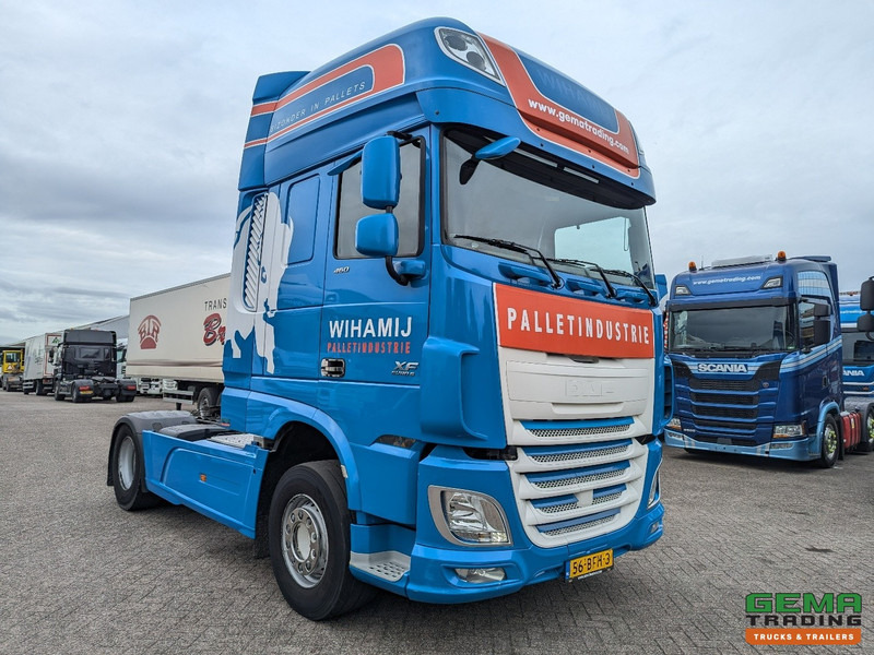 DAF XF 460 FT 4x2 Superspacecab Euro6A - Navi - Side skirts - NL truck - Tractor unit: picture 2 DAF XF 460 FT 4x2 Superspacecab Euro6A - Navi - Side skirts - NL truck - Tractor unit: picture 2