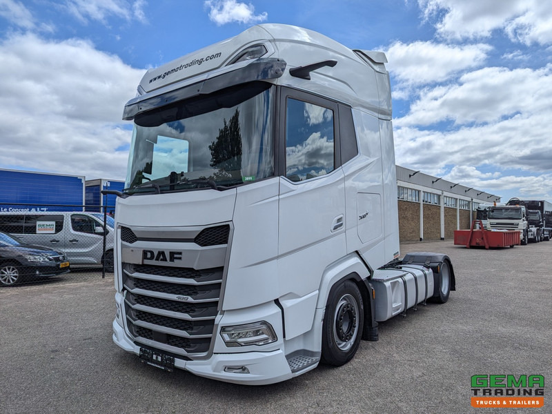 DAF XG+ 4x2 Euro6E - MEGA/Lowdeck - Retarder - Dubbele tanks - MirrorCam - 3 DVS StarRating - Tractor unit: picture 1 DAF XG+ 4x2 Euro6E - MEGA/Lowdeck - Retarder - Dubbele tanks - MirrorCam - 3 DVS StarRating - Tractor unit: picture 1