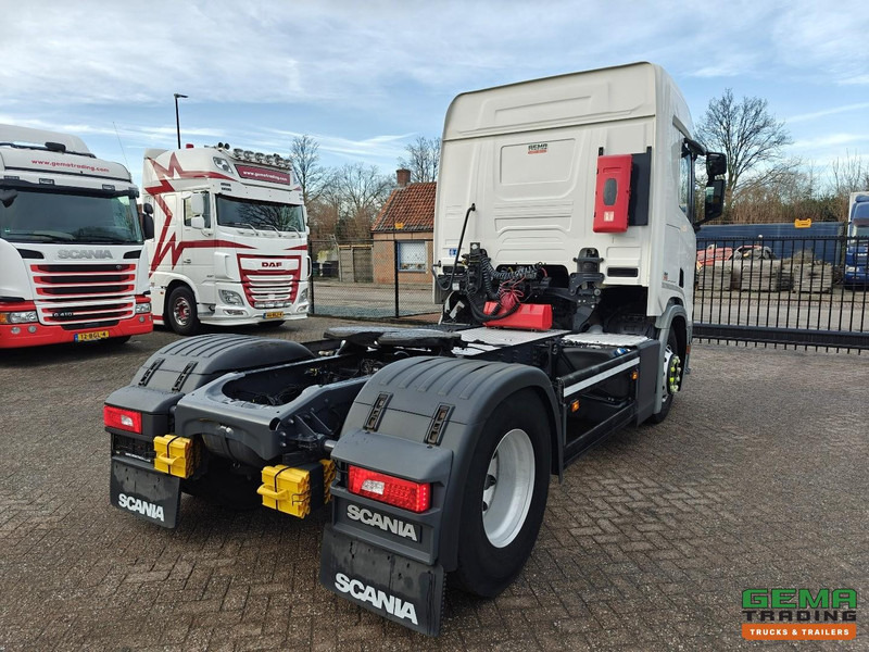 Scania R410 4x2 Sleepcab Euro6D - ADR FL,AT - Alcoa - SmartTacho V2 - 09/2026 APK - Tractor unit: picture 3 Scania R410 4x2 Sleepcab Euro6D - ADR FL,AT - Alcoa - SmartTacho V2 - 09/2026 APK - Tractor unit: picture 3