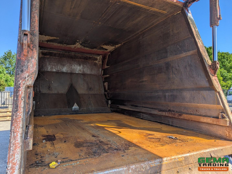 Volvo FE 300 EEV 6x2/4 Dagcab Euro5 EEV K - Zoeller Ekopres Medium XL - 10/2025APK - Refuse truck: picture 5 Volvo FE 300 EEV 6x2/4 Dagcab Euro5 EEV K - Zoeller Ekopres Medium XL - 10/2025APK - Refuse truck: picture 5