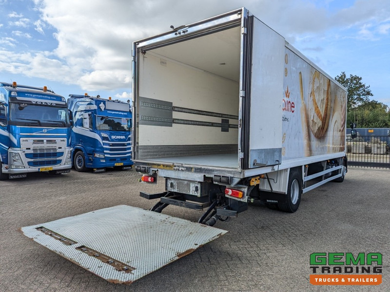 Volvo FL210 4x2 Daycab 18Ton Euro5 Handgeschakeld - Koel-VriesBak 8.38M - Frigo Block - Laadklep 1500KG - Isothermal truck: picture 2 Volvo FL210 4x2 Daycab 18Ton Euro5 Handgeschakeld - Koel-VriesBak 8.38M - Frigo Block - Laadklep 1500KG - Isothermal truck: picture 2