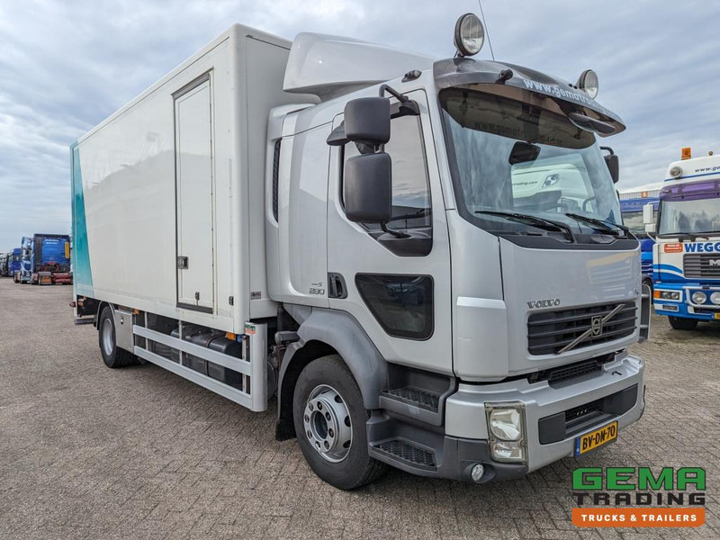 Volvo FL280 4x2 SleepCab 16T Euro5 6CIL - 5.60m GeslotenBak + Laadklep 2500KG - Standkachel - Zijdeur - Servicewagen (V758) - Box truck: picture 3 Volvo FL280 4x2 SleepCab 16T Euro5 6CIL - 5.60m GeslotenBak + Laadklep 2500KG - Standkachel - Zijdeur - Servicewagen (V758) - Box truck: picture 3