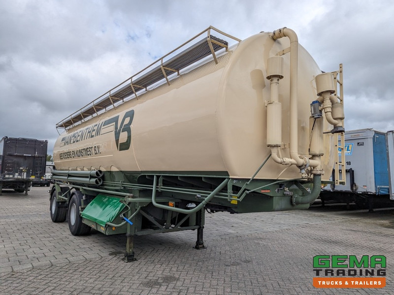 WELGRO 90WSL33-24 2-Assen SAF Silo MengVoeder / Futter 24m³ - Trommelremmen - StuurAs (O1961) - Tanker semi-trailer: picture 3 WELGRO 90WSL33-24 2-Assen SAF Silo MengVoeder / Futter 24m³ - Trommelremmen - StuurAs (O1961) - Tanker semi-trailer: picture 3