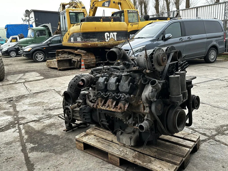 Mercedes-Benz OM 421 V6 Engine with Turbo 340HP + Gearbox - Engine: picture 3 Mercedes-Benz OM 421 V6 Engine with Turbo 340HP + Gearbox - Engine: picture 3