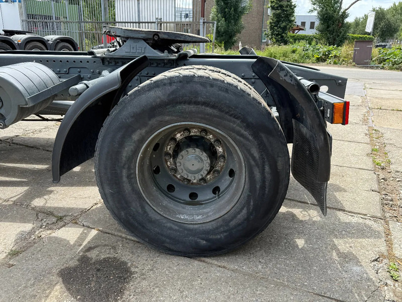 MAN 19.403 4X2 Tractor-unit Spring/Air ZF Manual Gear Low cabine - Tractor unit: picture 5 MAN 19.403 4X2 Tractor-unit Spring/Air ZF Manual Gear Low cabine - Tractor unit: picture 5