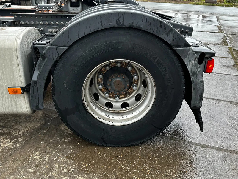 Renault T460 4X2 Tractor-unit Spring/Air Retarder D11 Engine - Tractor unit: picture 5 Renault T460 4X2 Tractor-unit Spring/Air Retarder D11 Engine - Tractor unit: picture 5