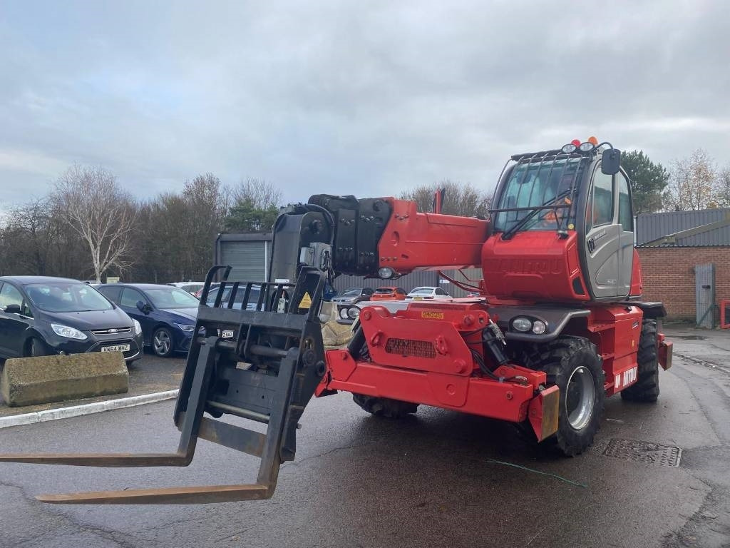 Telescopic handler Manitou MRT2550: picture 17