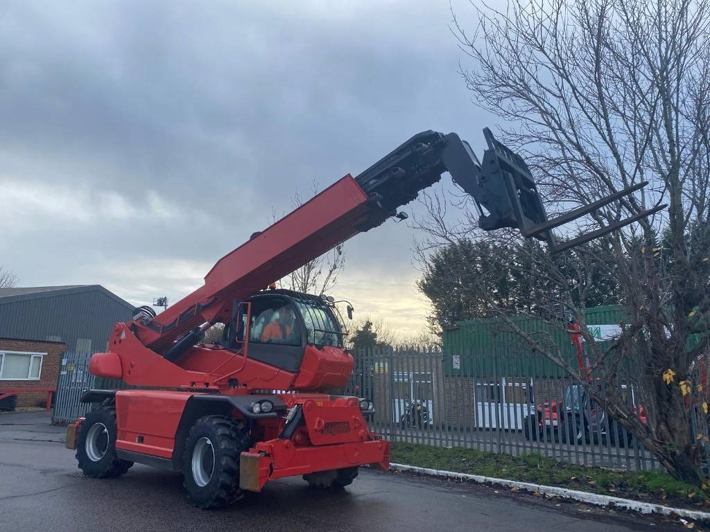 Telescopic handler Manitou MRT2550: picture 15