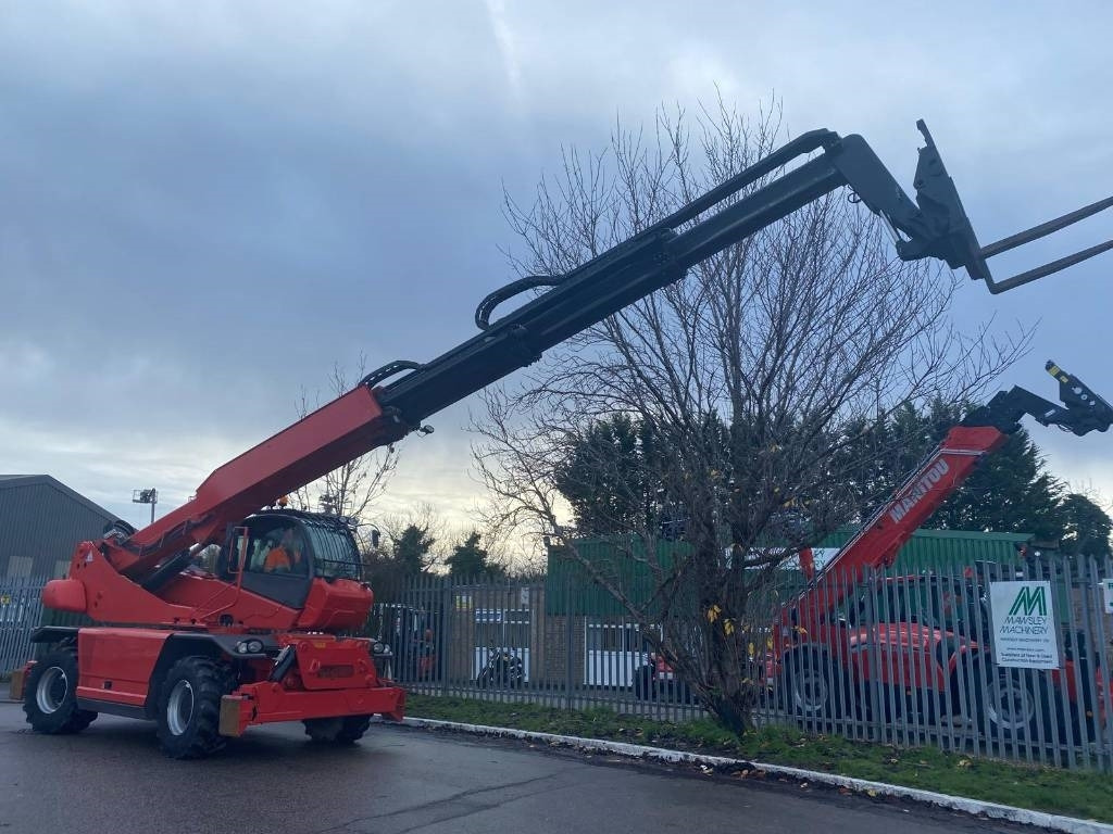 Telescopic handler Manitou MRT2550: picture 19