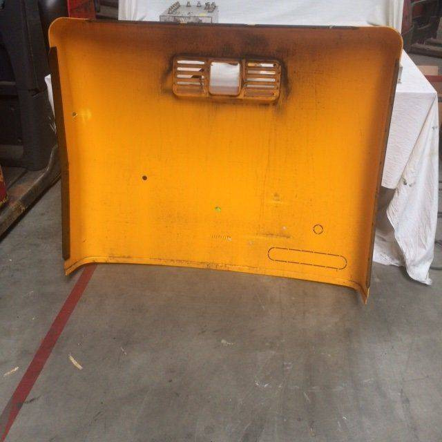 Bonnet for Jungheinrich EKX 513 - Body and exterior for Material handling equipment: picture 3 Bonnet for Jungheinrich EKX 513 - Body and exterior for Material handling equipment: picture 3