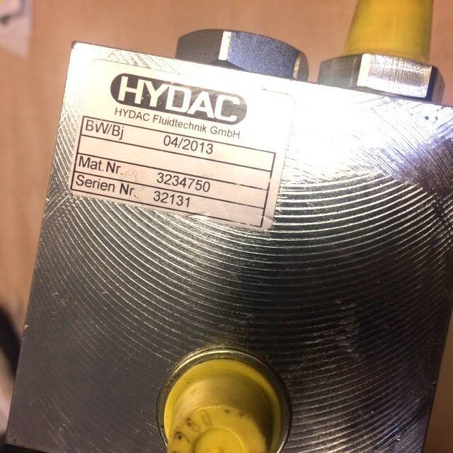 Directional Control Valve for Linde - Hydraulic valve for Material handling equipment: picture 4 Directional Control Valve for Linde - Hydraulic valve for Material handling equipment: picture 4