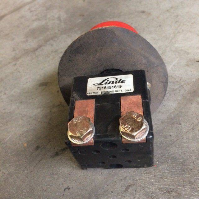 Emergency stop switch for Linde Series 1110/1111/1190/132 - Steering column switch for Material handling equipment: picture 2 Emergency stop switch for Linde Series 1110/1111/1190/132 - Steering column switch for Material handling equipment: picture 2