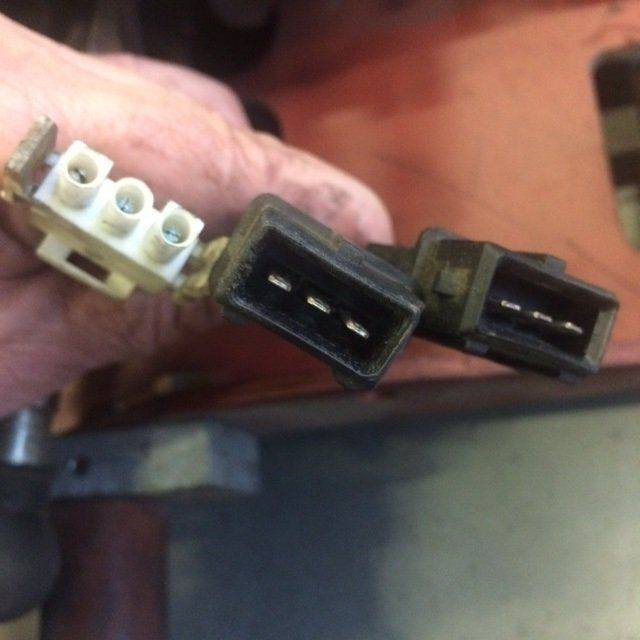 Hydraulic control valve for Linde E35P, Series 337 - Hydraulic valve for Material handling equipment: picture 4 Hydraulic control valve for Linde E35P, Series 337 - Hydraulic valve for Material handling equipment: picture 4