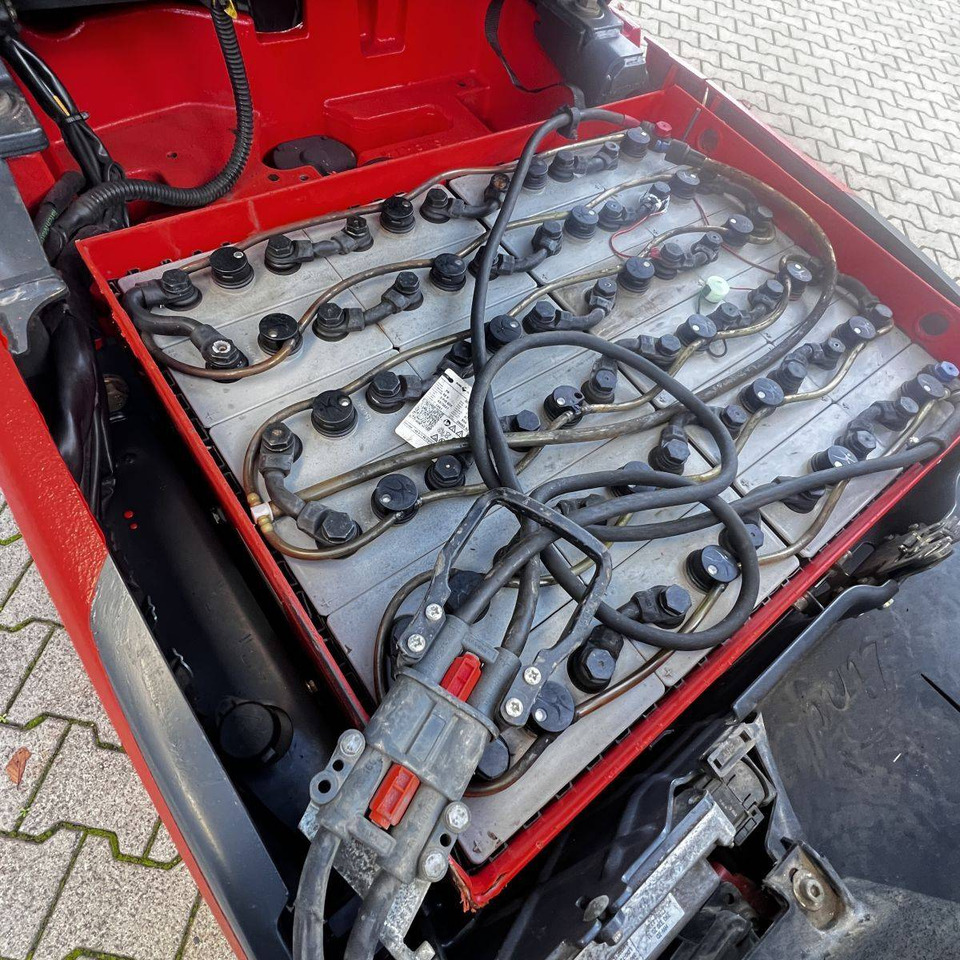 Electric forklift Linde E18 (386-02) EVO: picture 8